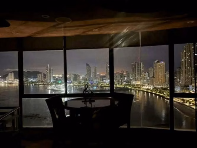 Venta Penthouse en Punta Paitilla
