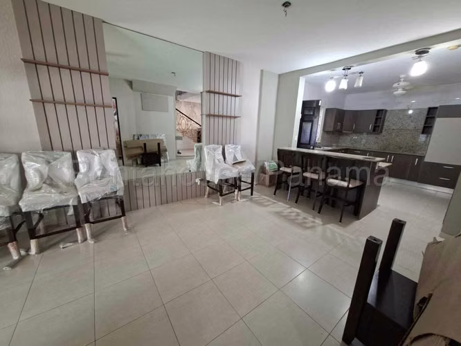 Se Vende Casa en Costa Sur LA26-7410