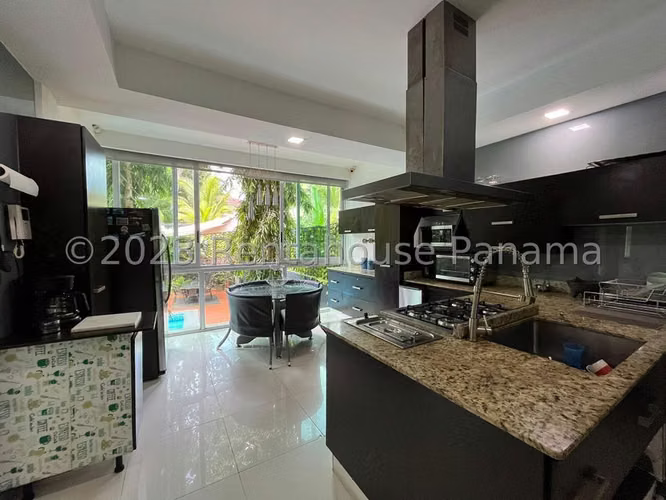 vendo casa en albrook OF 26-6841