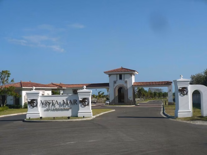 Venta de Terreno en San Carlos, Vistamar Beach & Resort, 1,759m2