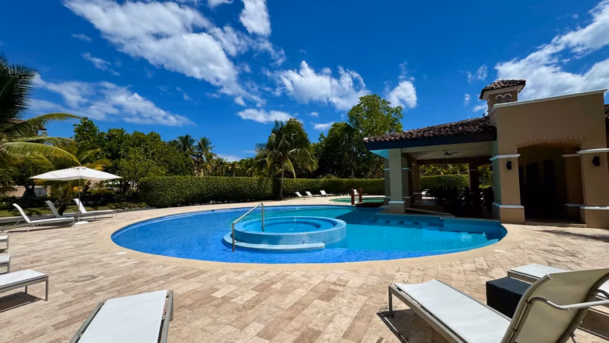 Bristol Residences, Buenaventura