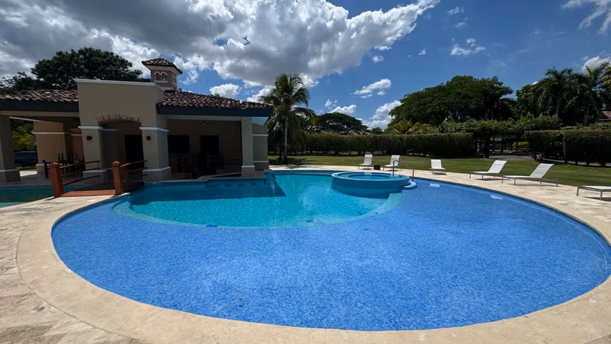 Bristol Residences, Buenaventura