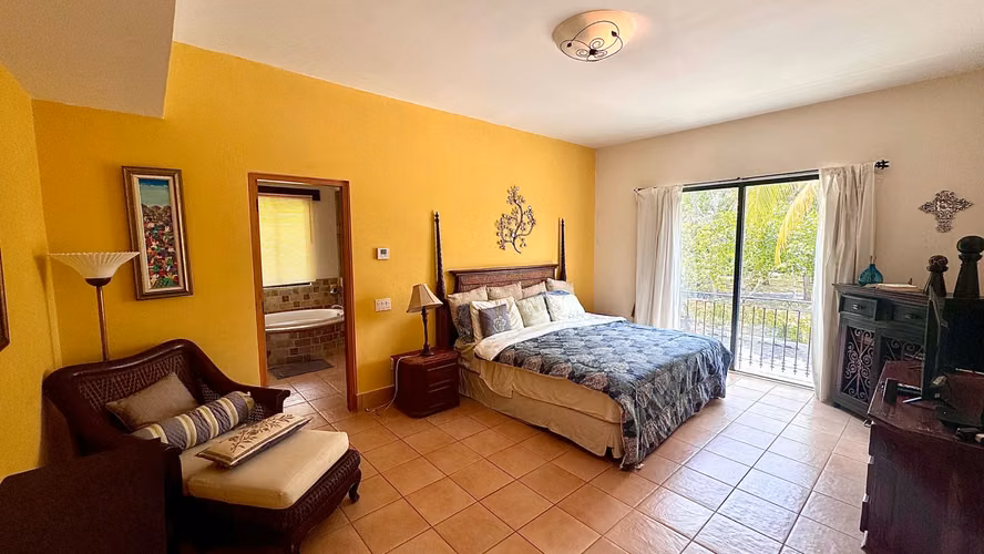 Bristol Residences, Buenaventura