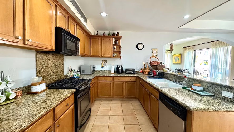 Bristol Residences, Buenaventura