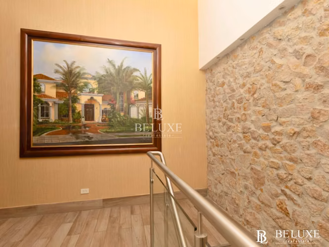 ALQUILER DE CASA REMODELADA EN ALTOS DEL GOLF (6)