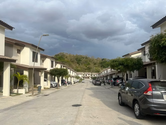 Casa en venta en Brisas del Golf Club del Golf