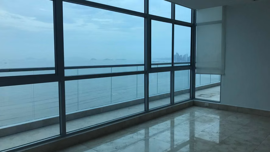 Vive en las Alturas del Prestigio – Apartamento en Ten Tower