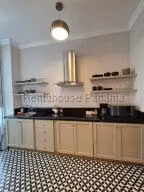 Alquiler de Apartamento con 97m2 en Obarrio PH Devono 26-7449SR