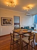 Alquiler de Apartamento con 97m2 en Obarrio PH Devono 26-7449SR