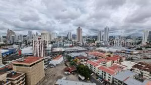 Venta de Apartamento con 128m2 en Obarrio PH Miyaki 26-3707SR