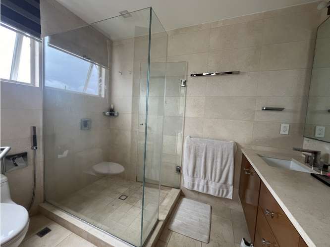 Venta de apartamento en Santa María, Ph Greenview Residences