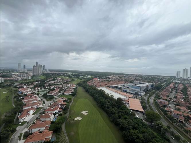 Venta de apartamento en Santa María, Ph Greenview Residences