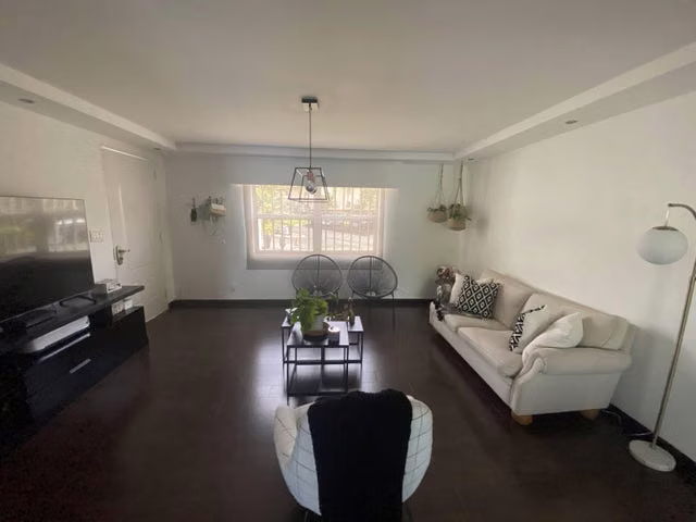 Selling apartment in Clayton LF25-716 Only Direct Client
