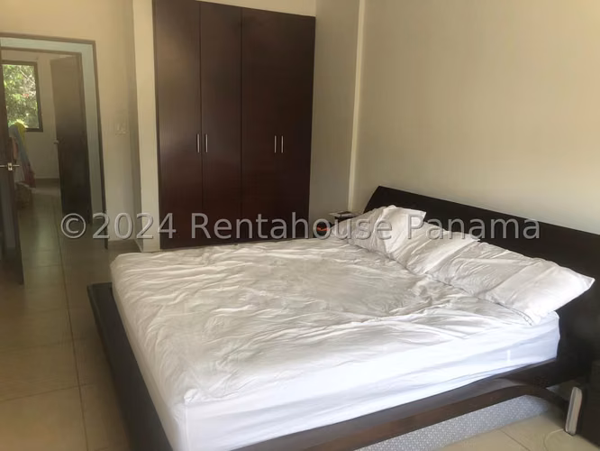 Venta de Casa en Brisas del Golf CO 26-2183