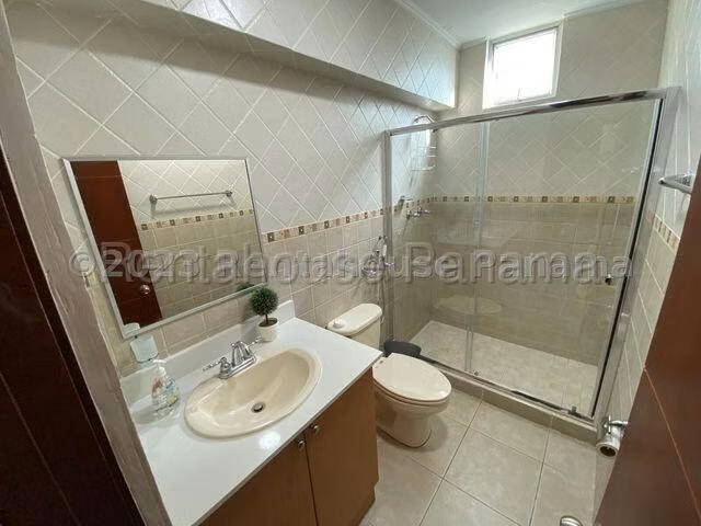 Alquiler de Apartamento en Costa del Este Ph GreenBay CO 23-7301