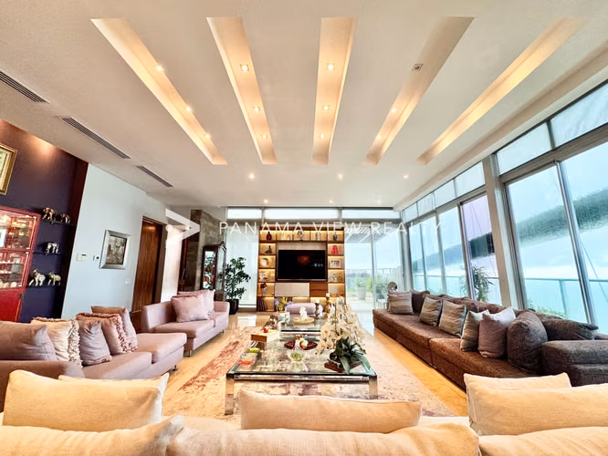 DUPONT PENTHOUSE - PEACEFUL TIP