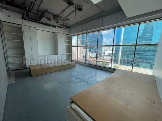 VENTA DE OFICINA EN OBARRIO MCD25-6225