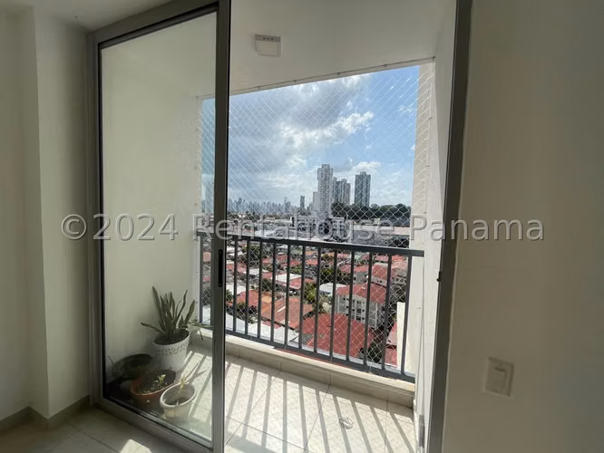 VENTA DE APARTAMENTO EN 12 DE OCTUBRE MCD25-2508