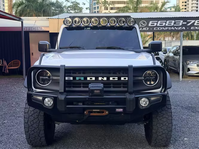 FORD BRONCO