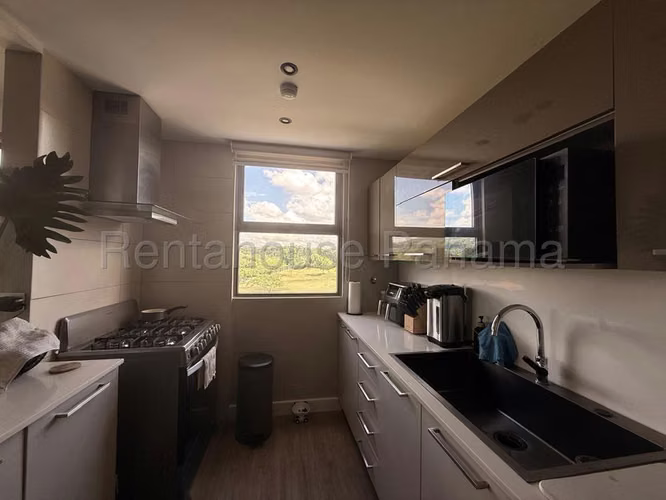 alquilo apartamento amoblado en panama pacifico madeira OF 26-7405