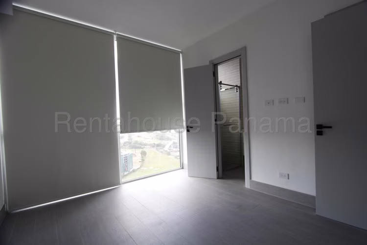 alquilo apartamento en santa maria the ivy OF 26-7265