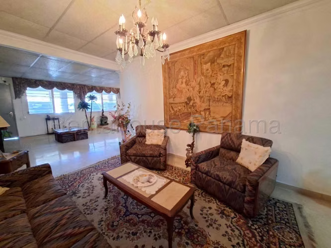 Vendo Casa de 307 m² en San Francisco 26-6578GG