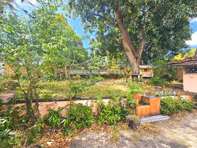 Venta Casa Altos del Golf - San Francisco 1,741 mt2 de terreno. Haga una oferta