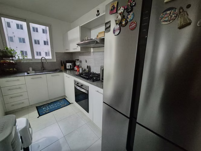 SE VENDE APARTAMENTO REMODELADO EN TORRES DE VERSALLES II COSTA SUR