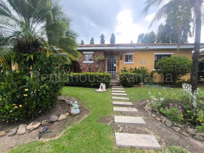 Casa en venta Punta Chame EH