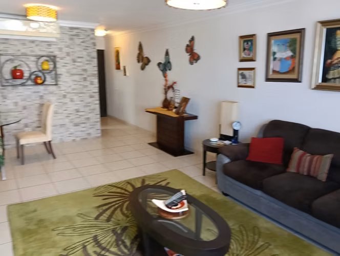 Vive en San Francisco, cerca de todo en barrio familiar