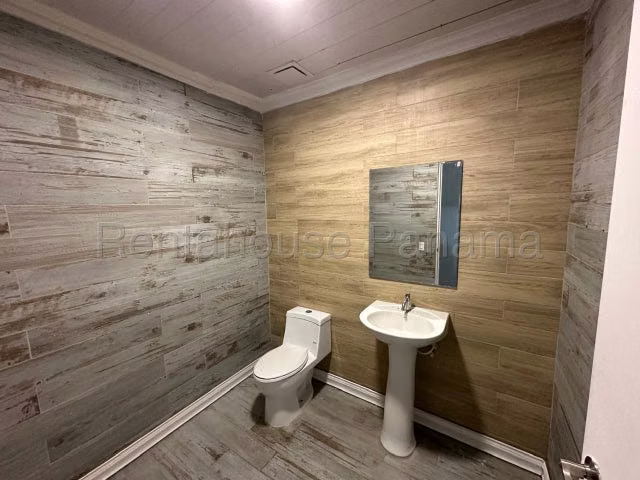 Alquilo Local comercial en Marbella - Imagen 13