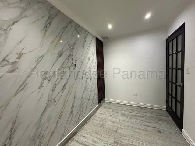 Alquilo Local comercial en Marbella - Imagen 8