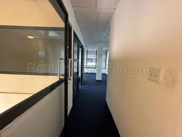 Alquiler de oficinas en Obarrio $14xM2 - Imagen 2