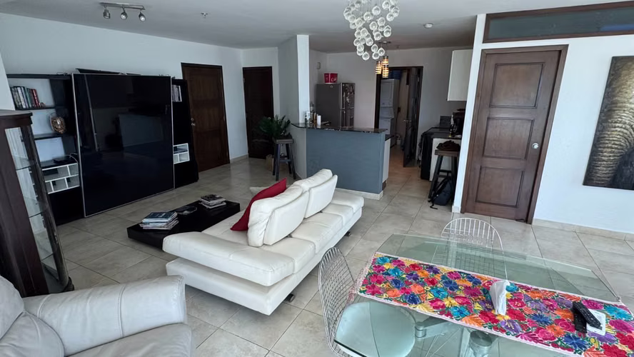 Exclusividad y Vista al Mar en PH Riverside – Costa del Este