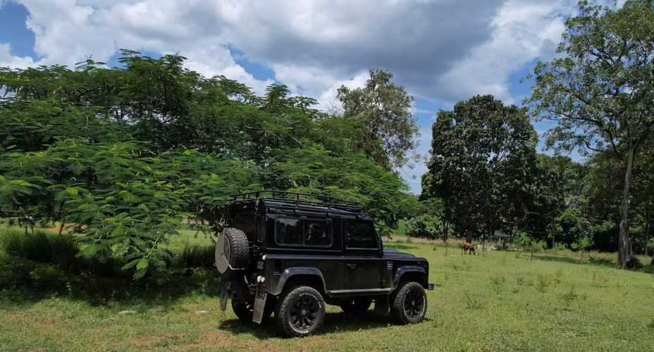 Land Rover Defender Puma 2.5 Del 2008