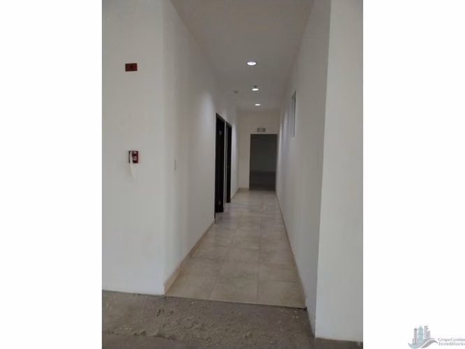ALQUILER LOCAL COMERCIAL AVENIDA BALBOA 1374M2 VILLA DEL MAR MLD
