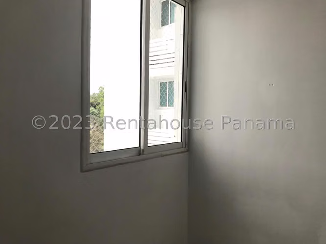 Se Vende Apartamento en Clayton LA26-7465