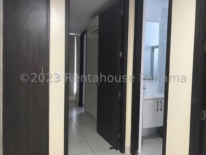 Se Vende Apartamento en Clayton LA26-7465