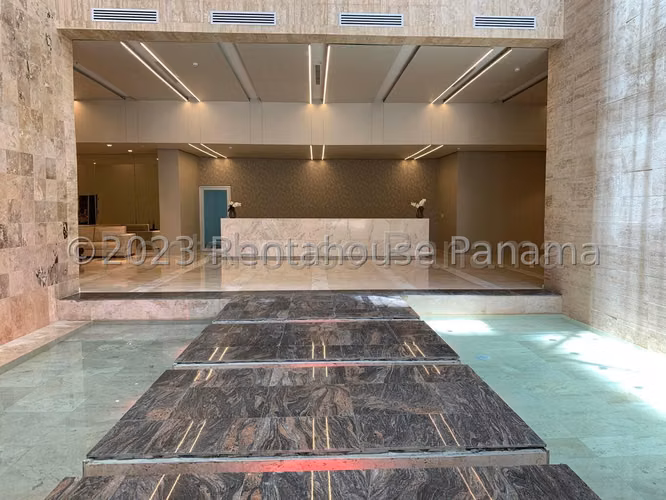 Se Vende Apartamento en Costa del Este LA26-7198