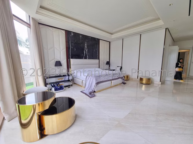 Se Alquila Apartamento en Punta Pacifica VLU26-7488