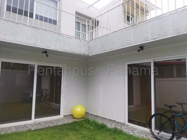 Venta Casa Victoria Paseo del Norte Brisas del Golf 26YCG7532