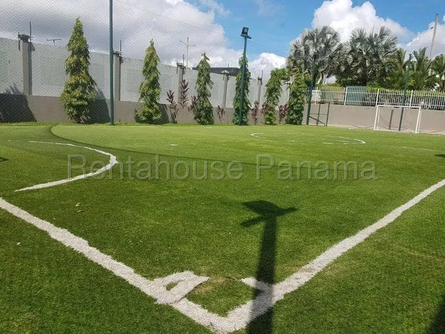 Venta Casa Victoria Paseo del Norte Brisas del Golf 26YCG7532