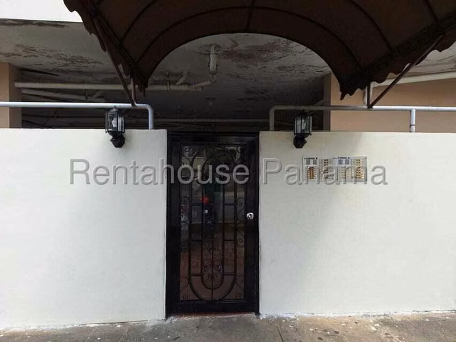 Venta de Apartamento en San Francisco Ph Torres del Golf CCO 26-7186