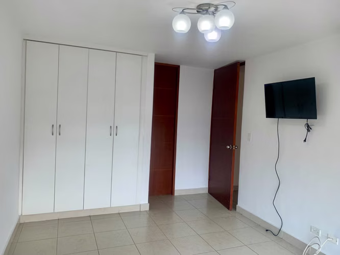 Alquiler de céntrico apartamento de 86m² con linea blanca en Transistmica 26JSS5344
