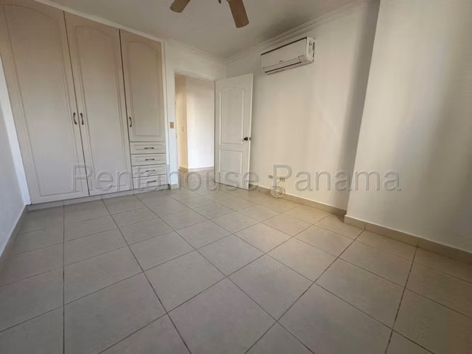 Apartamento en Venta de Punta Pacifica 26*7515mfk