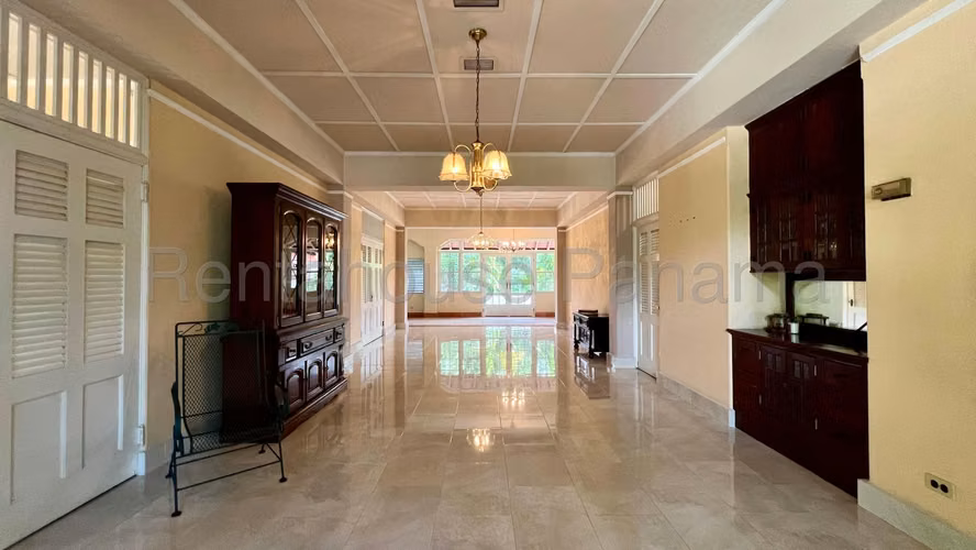 Venta de Casa en Albrook 26*4110Mfk