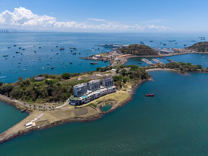 EN ALQUILER | VIVE FRENTE AL MAR EN AMADOR – HARBOUR TOWER (NAOS)
