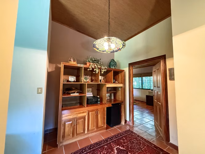 Casa en Boquete con Vista a la Montaña
