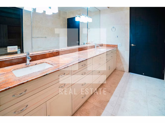 Se Vende Apartamento en Ten Tower, Costa del Este