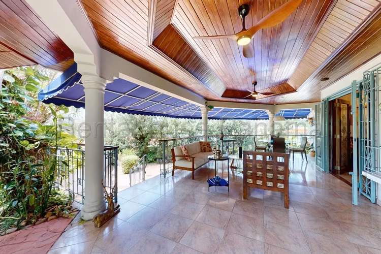 Venta de lujosa casa de 3 niveles, 1167m² en Dos Mares 26JSS2279